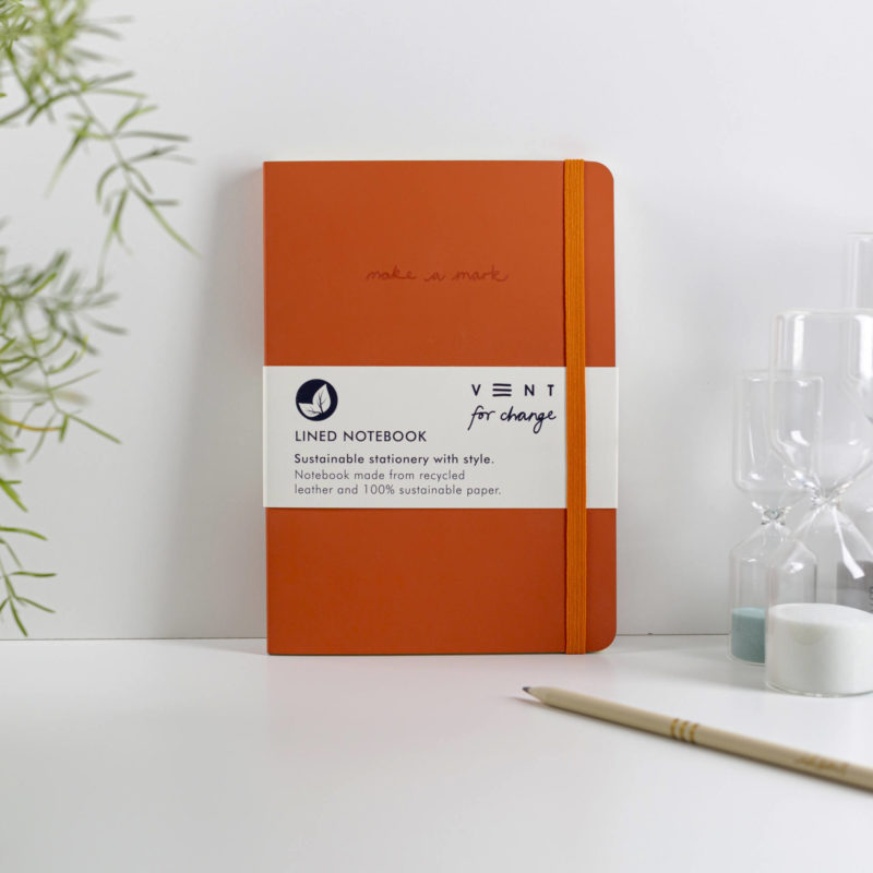 Notebook in recycled leather with sustainable lined paper pages A5 in orange