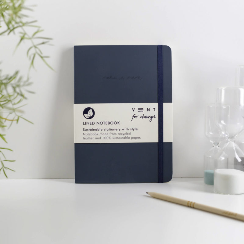 Notebook in recycled leather with sustainable lined paper pages A5 in Navy